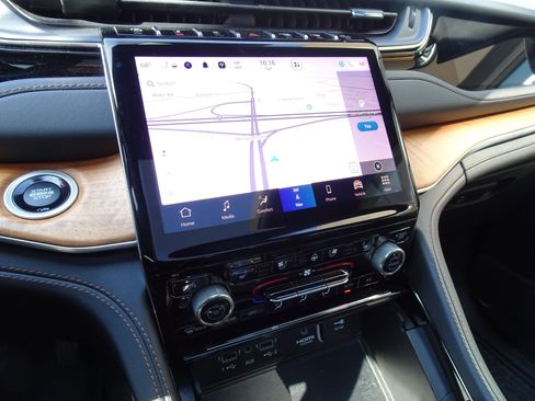 Used 2023 Jeep Grand Cherokee L Summit image 20