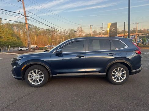 Used 2025 Honda CR-V EX-L image 2