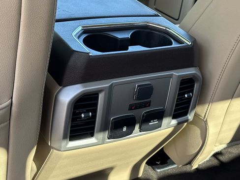 Used 2020 Ford F150 Lariat w/ Equipment Group 502A Luxury RWD image 11