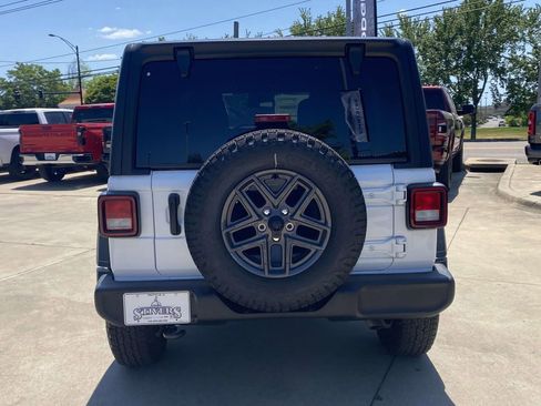 New 2026 Jeep Wrangler Unlimited Sport AWD/4WD image 37