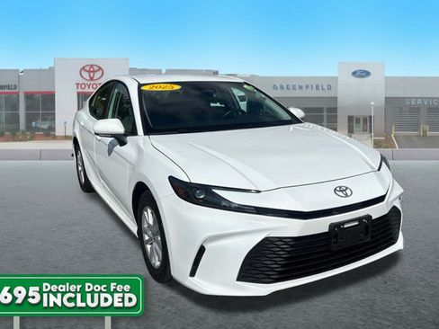 Used 2025 Toyota Camry LE w/ Convenience Package AWD/4WD image 1