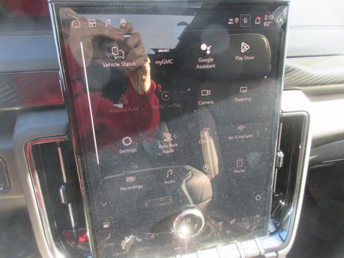 New 2026 GMC Yukon AT4 w/ AT4 Premium Plus Package image 19