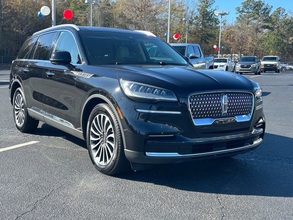 Used 2023 Lincoln Aviator Reserve w/ Elements Package Plus RWD image 2
