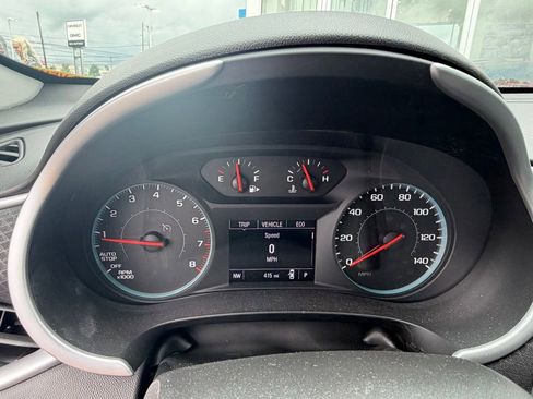 Used 2023 Chevrolet Malibu LS FWD image 13