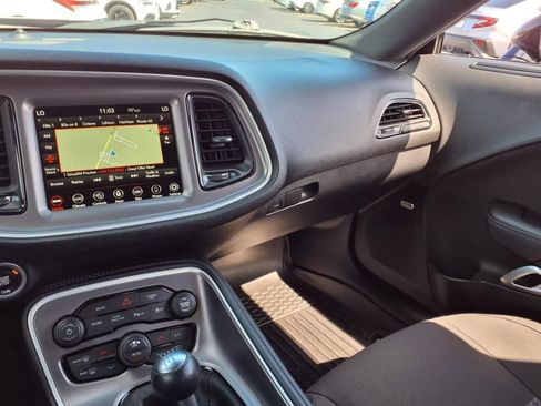 Used 2022 Dodge Challenger R/T w/ Blacktop Package image 30