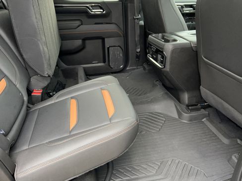 Used 2022 GMC Sierra 1500 AT4 w/ AT4 Premium Package image 18