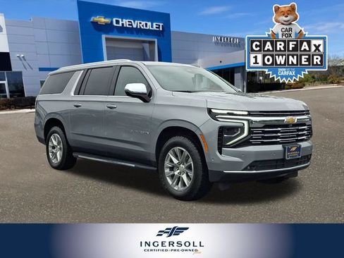 Used 2025 Chevrolet Suburban Premier AWD/4WD image 1
