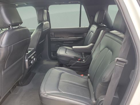 Used 2020 Ford Expedition Limited w/ Equipment Group 302A RWD image 13