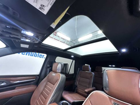 Used 2024 GMC Yukon Denali Ultimate image 47