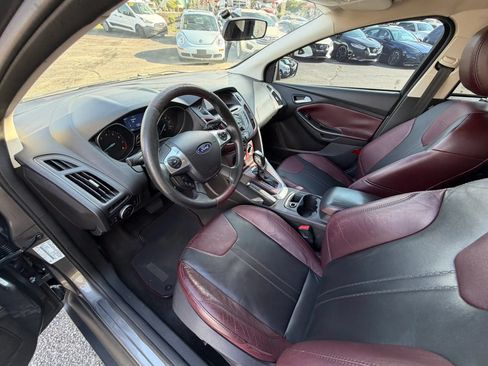 Used 2014 Ford Focus SE w/ Equipment Group 201A FWD image 16