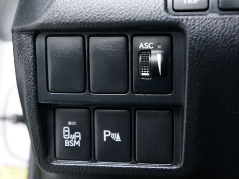 Used 2017 Lexus RC 200t image 25