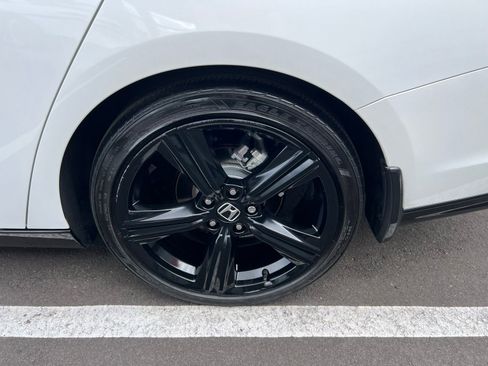 Used 2024 Honda Accord Sport image 16