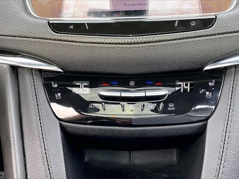 Used 2023 Cadillac XT5 Premium Luxury image 24