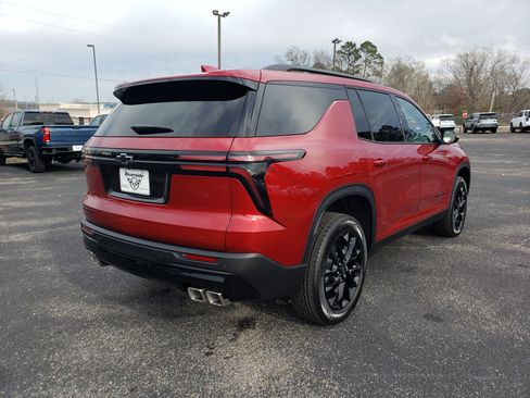 New 2026 Chevrolet Traverse LT w/ Midnight/Sport Edition image 4