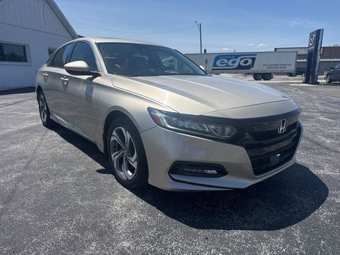 Used 2020 Honda Accord EX image 3