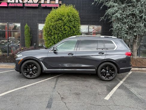 Used 2022 BMW X7 xDrive40i w/ Premium Package AWD/4WD image 9