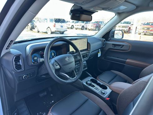 New 2025 Ford Bronco Sport Outer Banks w/ Outer Banks Tech Package+ image 12