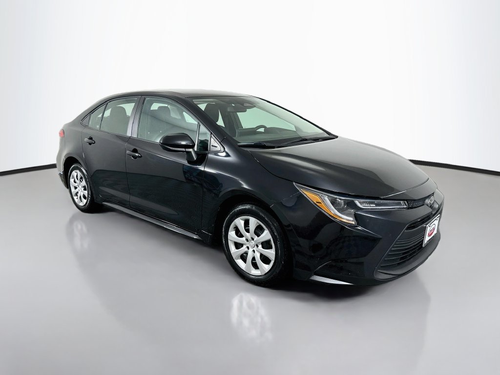 Certified 2024 Toyota Corolla LE FWD image 3