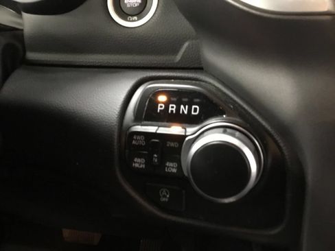Used 2022 RAM 1500 Big Horn AWD/4WD image 33