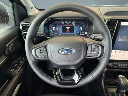 New 2025 Ford Ranger Lariat w/ FX4 Off-Road Package AWD/4WD image 18