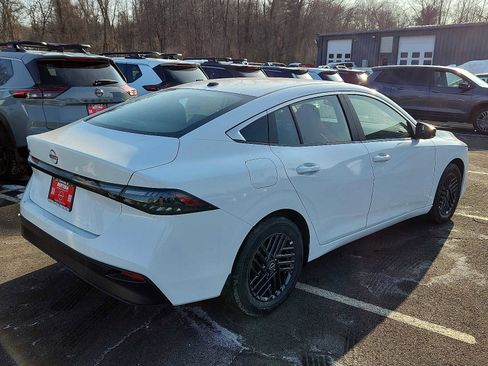 New 2026 Nissan Sentra SV w/ SV Convenience Package image 3