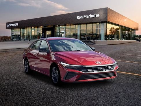 New 2026 Hyundai Elantra Sport FWD image 11