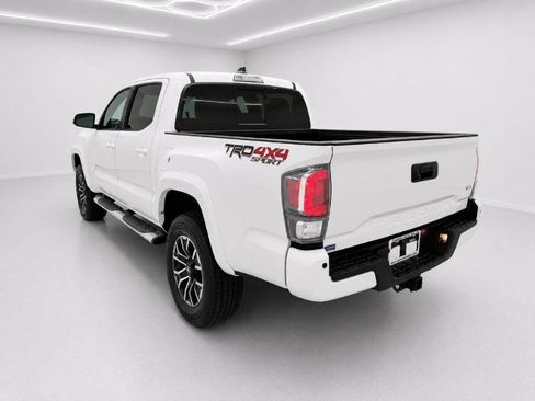 Used 2023 Toyota Tacoma TRD Sport w/ TRD Premium Sport Package AWD/4WD image 5