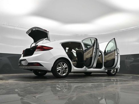 Used 2020 Hyundai Elantra SEL image 41