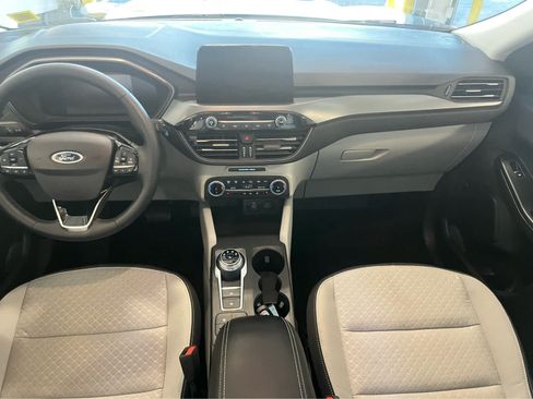 Used 2024 Ford Escape Active AWD/4WD image 8