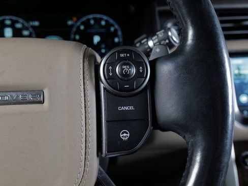 Used 2017 Land Rover Range Rover Supercharged image 21