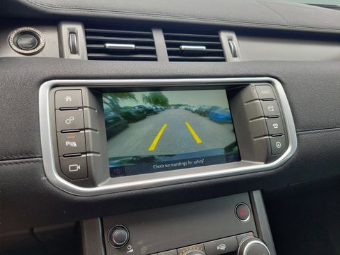 Used 2019 Land Rover Range Rover Evoque SE AWD/4WD image 29