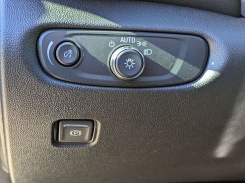 New 2026 Chevrolet Blazer LT image 12