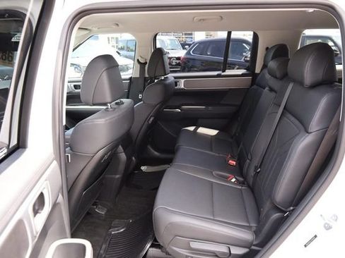 Used 2026 Hyundai Santa Fe SEL AWD/4WD image 10