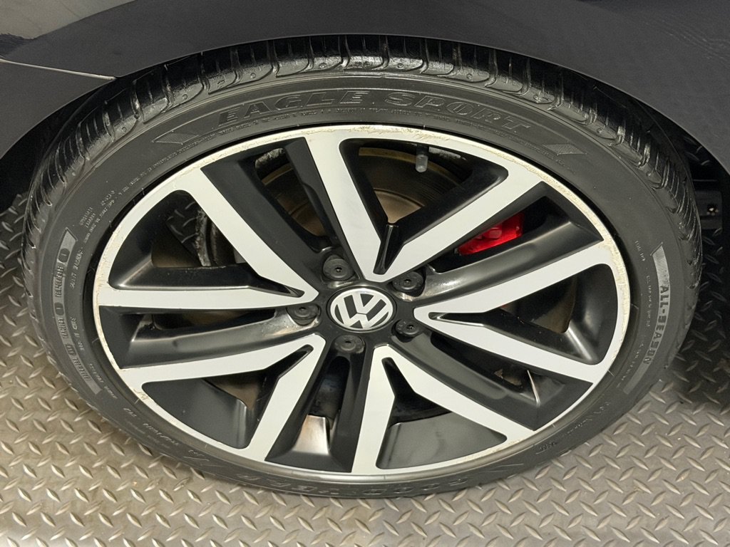 Used 2014 Volkswagen Jetta GLI Autobahn FWD image 19