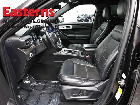 Used 2020 Ford Explorer Limited AWD/4WD image 14
