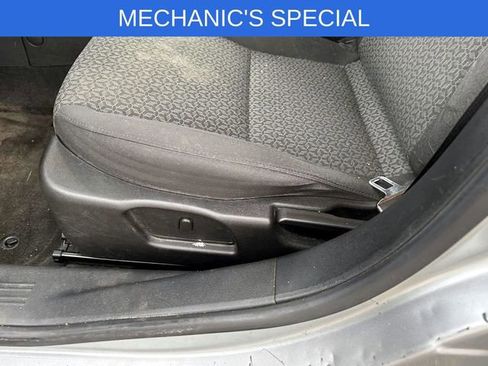 Used 2009 Pontiac G6 Sedan w/ Sport Package 2 image 15