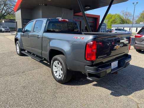Used 2017 Chevrolet Colorado LT w/ LT Convenience Package AWD/4WD image 2