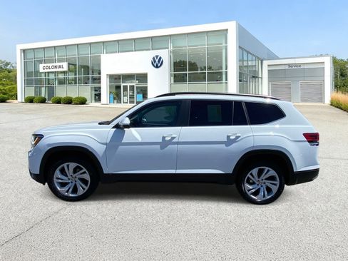 Used 2022 Volkswagen Atlas SE AWD/4WD image 2