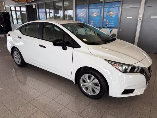 Used 2020 Nissan Versa S FWD image 1