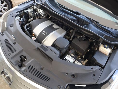 Used 2018 Lexus RX 350 FWD w/ Premium Package image 36