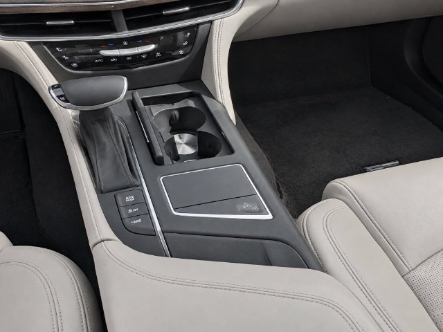 Used 2017 Cadillac CT6 Luxury RWD image 14