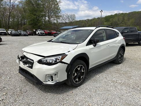 Used 2019 Subaru Crosstrek 2.0i w/ Eyesight System AWD/4WD image 2