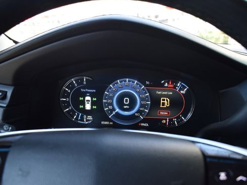 Used 2019 Cadillac Escalade Luxury image 31