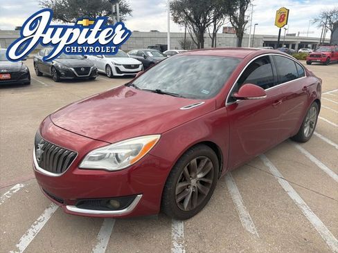 Used 2015 Buick Regal image 1