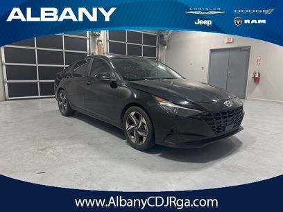 Used 2023 Hyundai Elantra SEL w/ Convenience Package