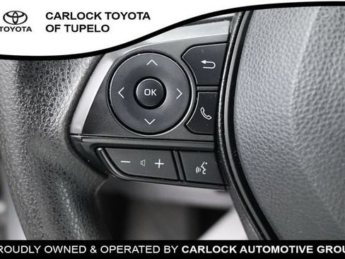 Used 2025 Toyota RAV4 XLE FWD image 23