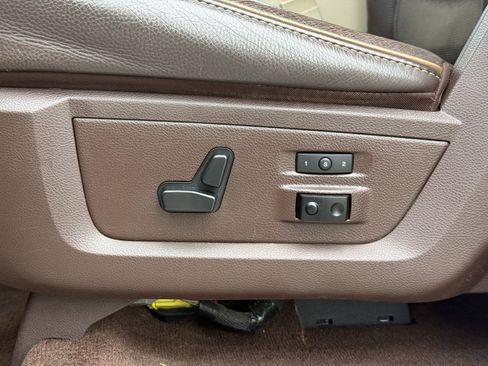 Used 2015 RAM 1500 Laramie Longhorn w/ Convenience Group image 12