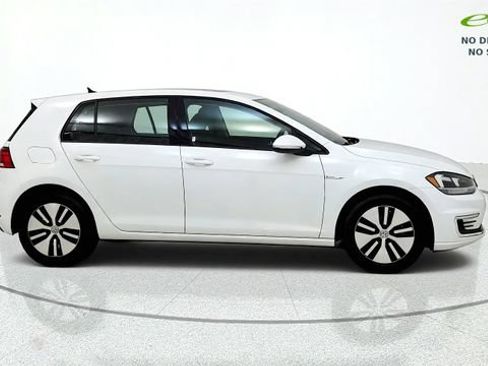 Used 2019 Volkswagen e-Golf SE w/ Driver Assistance Package FWD image 10