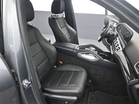 Used 2020 Mercedes-Benz GLE 350 w/ Premium Package image 16