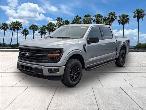 New 2026 Ford F150 XLT w/ XLT Black Appearance Package AWD/4WD image 3